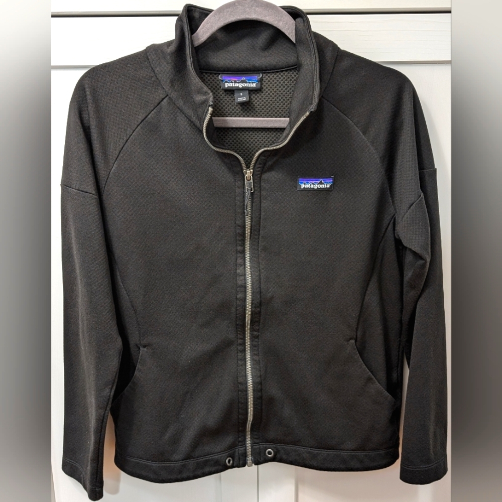 PATAGONIA Jacket, Black Zip up, Size Small, Great used condition